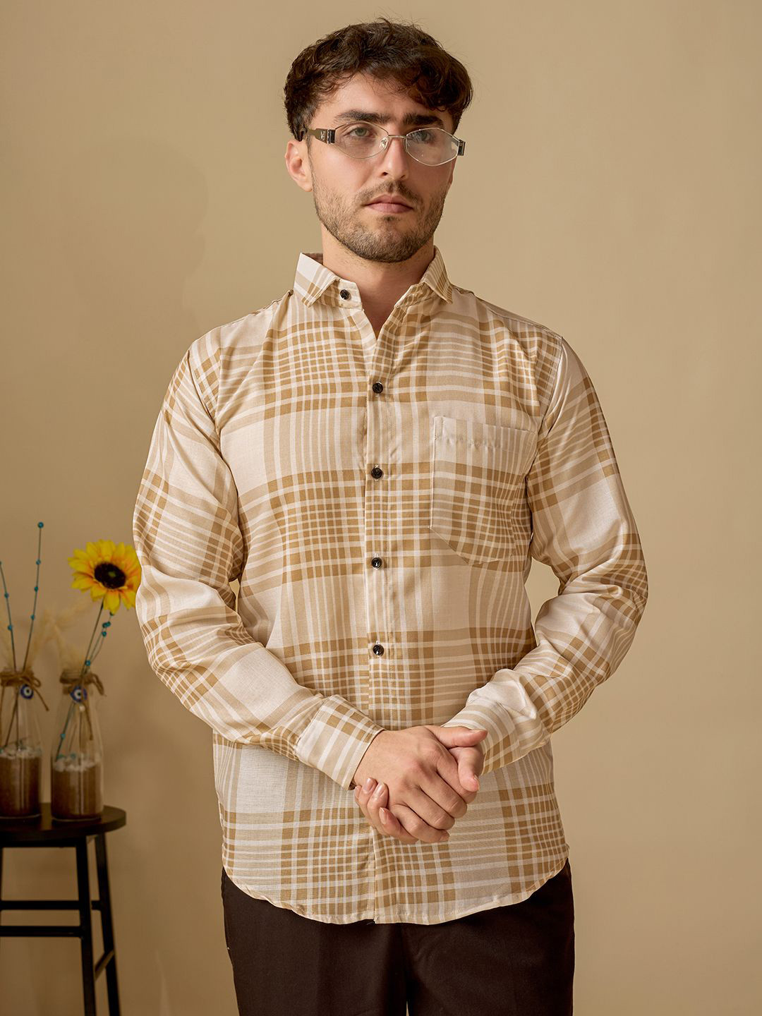 REFINEDLOOK Men Classic Fit Tartan Checked Spread Collar Casual Shirt