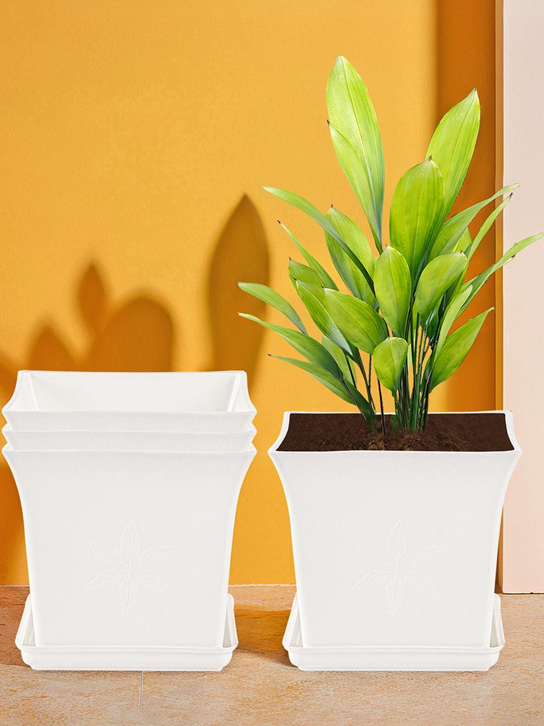 Myntra Elegant Homes Pack of 4 Plastic Flower Pots With Bottom Plates
