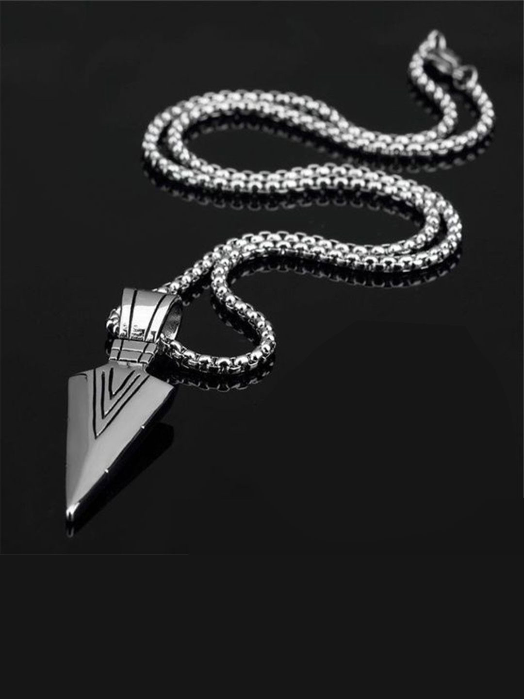Feel style Unisex Silver-Plated Arrow Contemporary Pendant With Chain