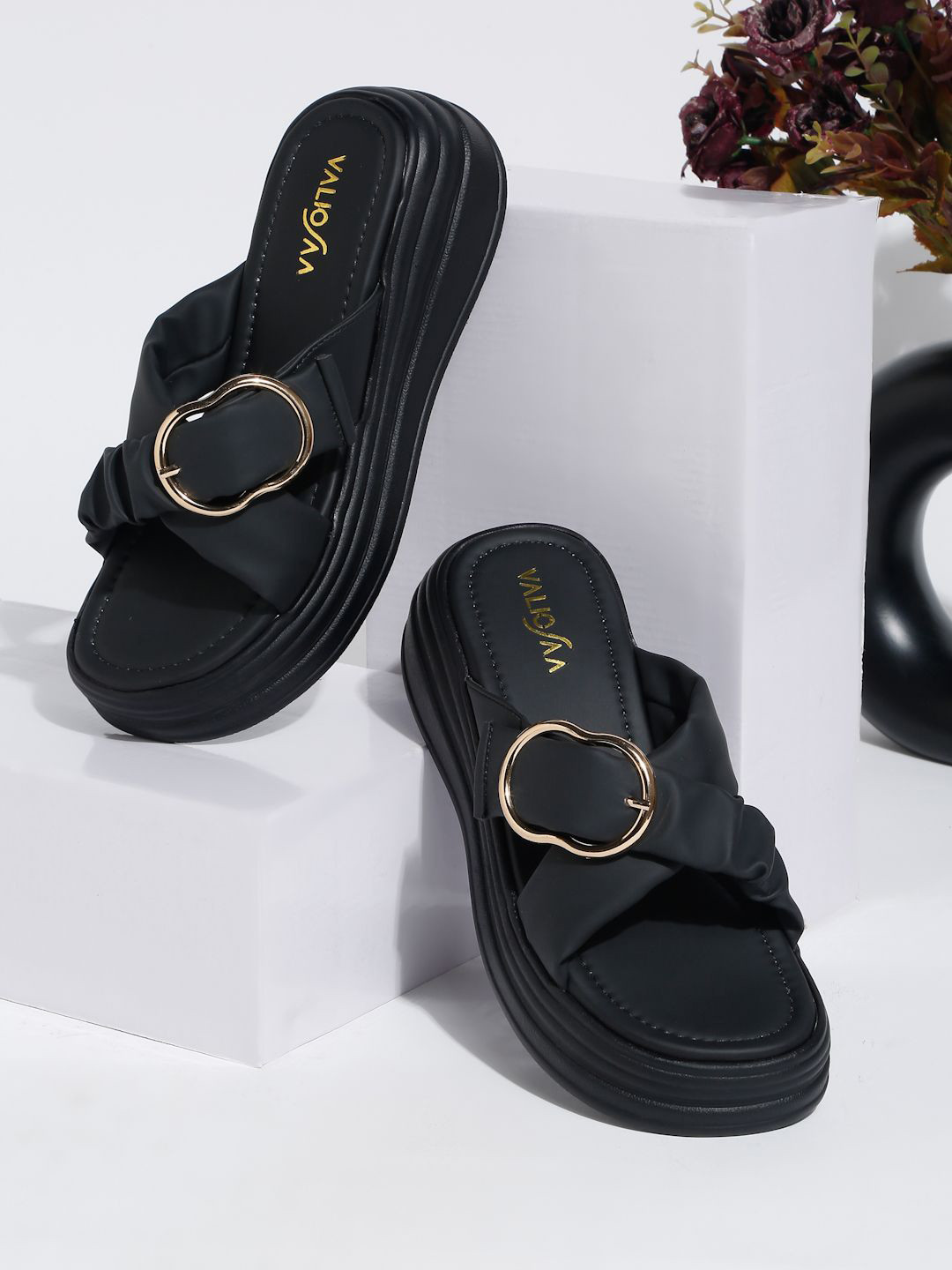 VALIOSAA Platform Peep Toes with Bows