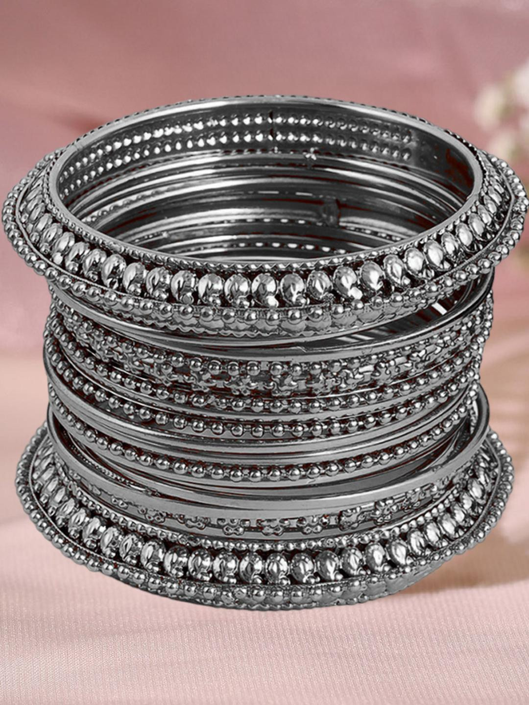 Sangria Set Of 16 Alloy NA Bangle