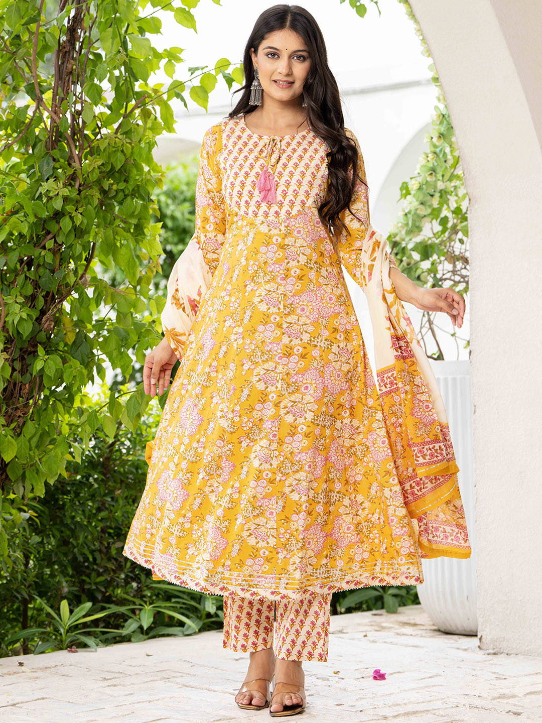Pistaa Floral Printed Layered Pure Cotton Flared Kurta With Trousers & Dupatta