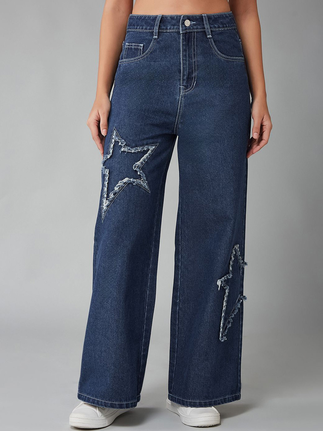 DOLCE CRUDO Women Mildly-Distressed Regular-Length Stretchable Denim Wide-leg Jeans