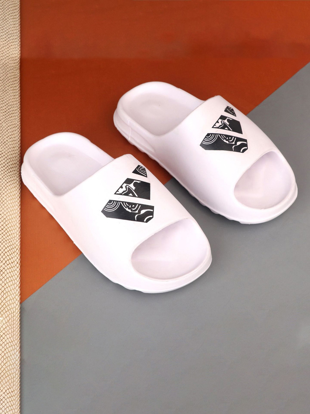 RICHALE Graphic Printed Sliders