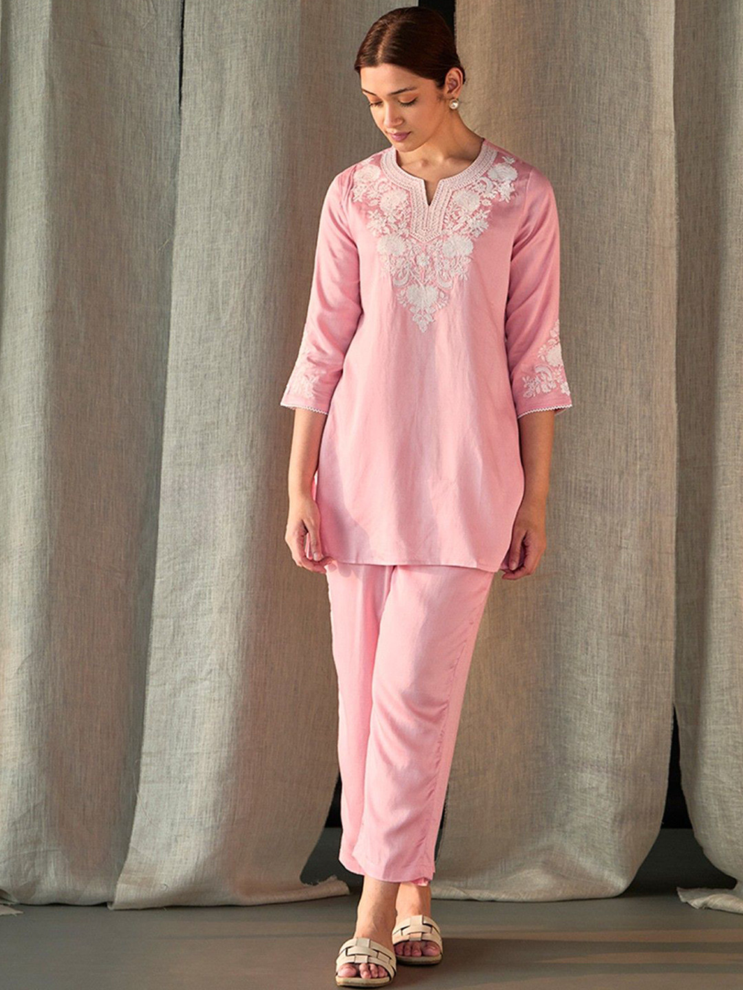 Bombay Bloom Embroidered Notch Neck Linen Tunic With Trousers