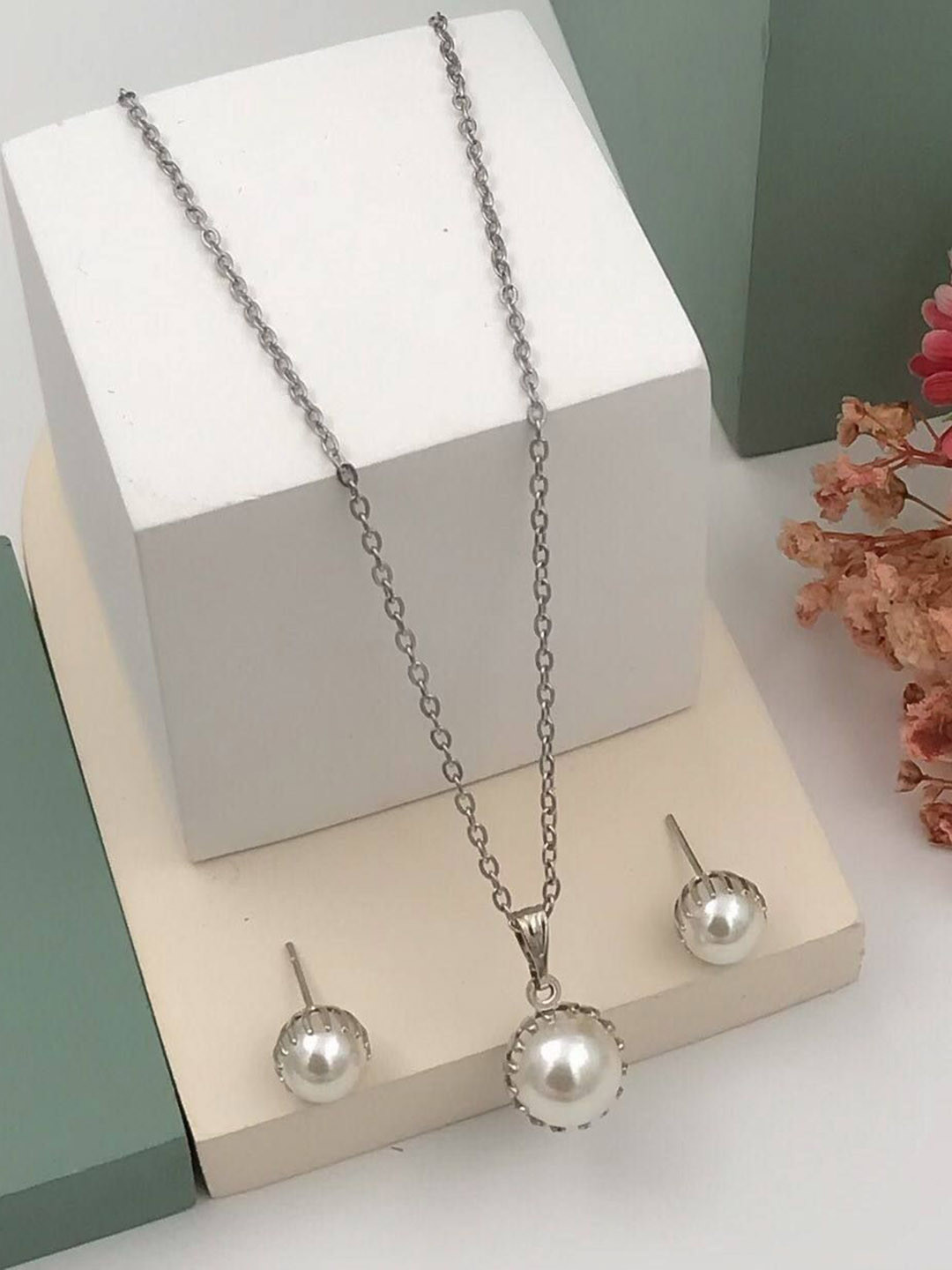 Gujju jewellers Sterling Silver Pearls Beaded Jewellery Set