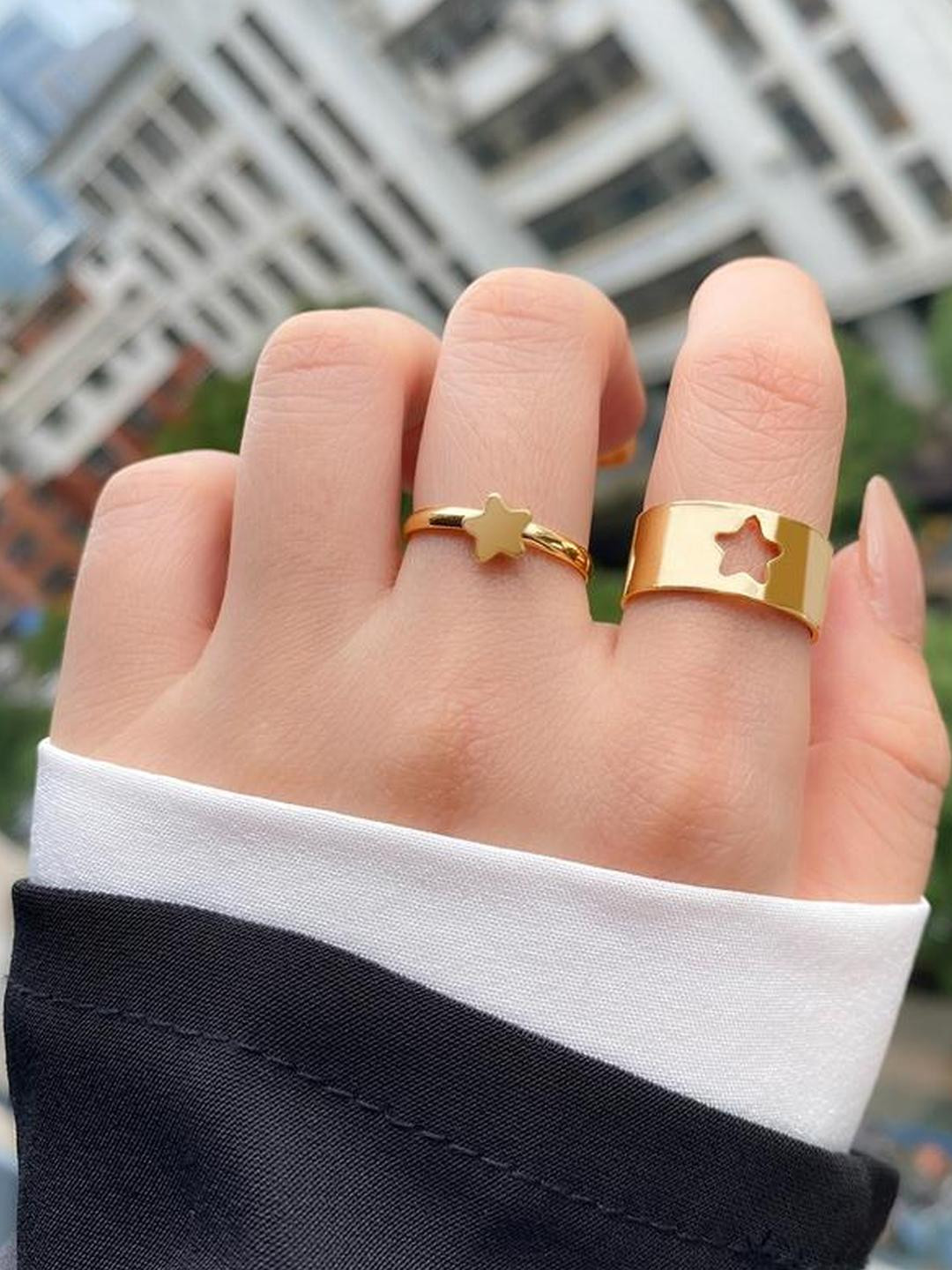 TheVineGirl Set of 2 Golden Star Couple Ring