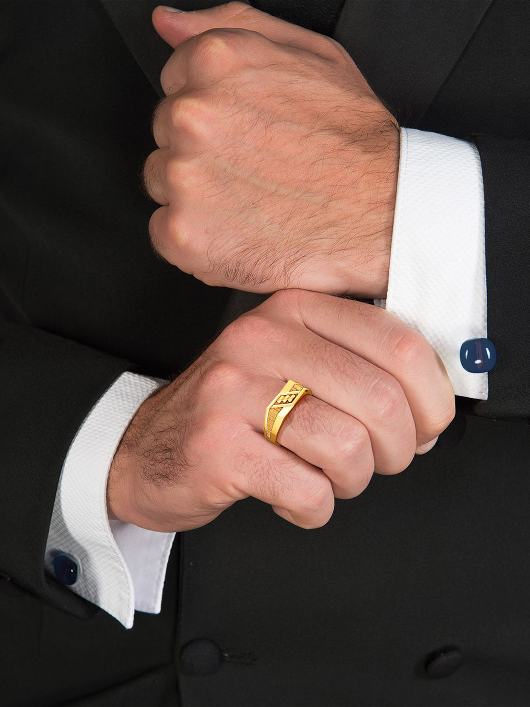 Joyalukkas Men 22KT Mature Masculine Designer Gold Ring -5.003 g