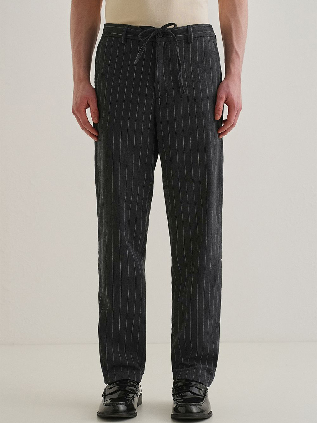 Banana Club Men Black Stripe Relaxed Linen Trouser