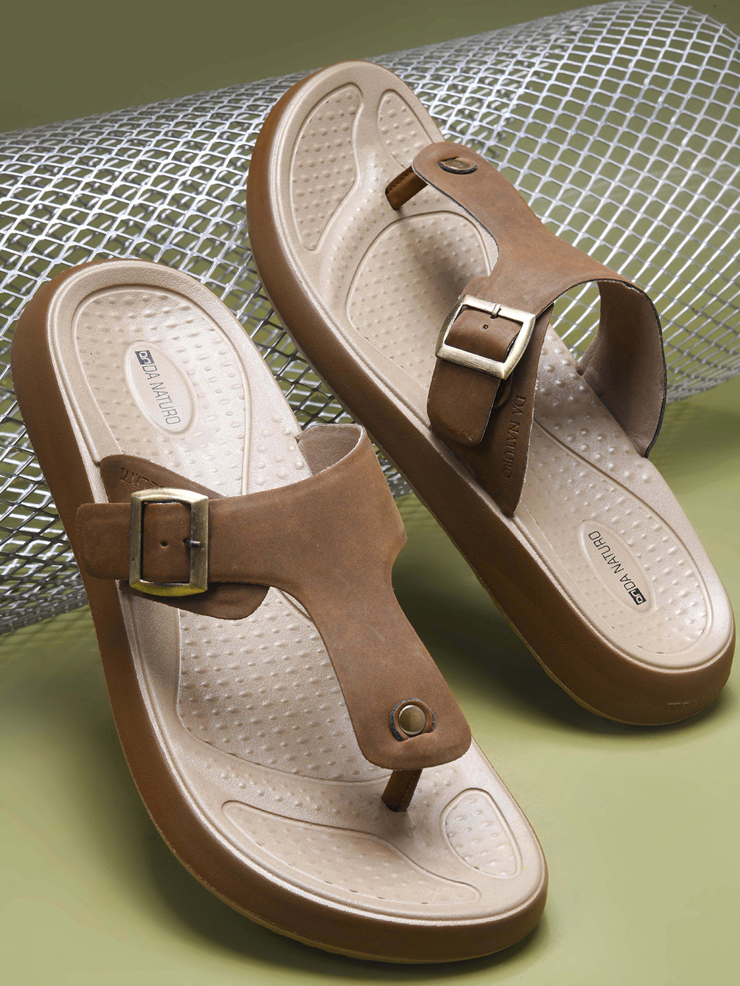 DA NATURO Rubber Thong Flip-Flops