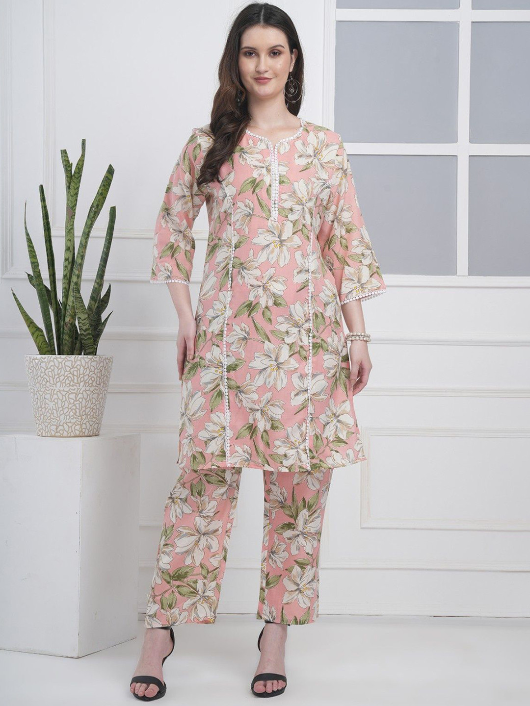 NEYSA Floral Printed Notch Neck Pure Cotton Tunic With Trouser