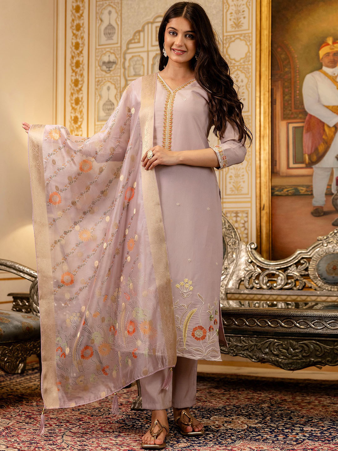 Brand Hill Women Floral Printed Kurta with Trousers & Dupatta