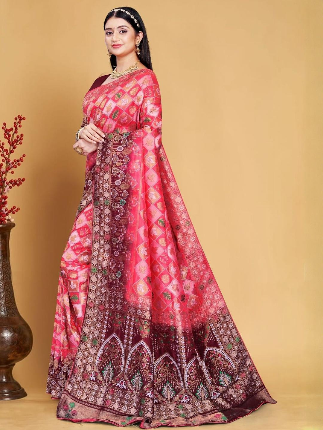 ENDECOR Geometric Woven Design Saree & Blouse Piece