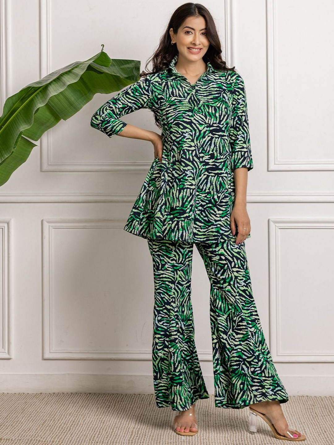 Niyaksha Woman Printed Shirt Collar Cotton Tunic and Palazzos Co-Ords