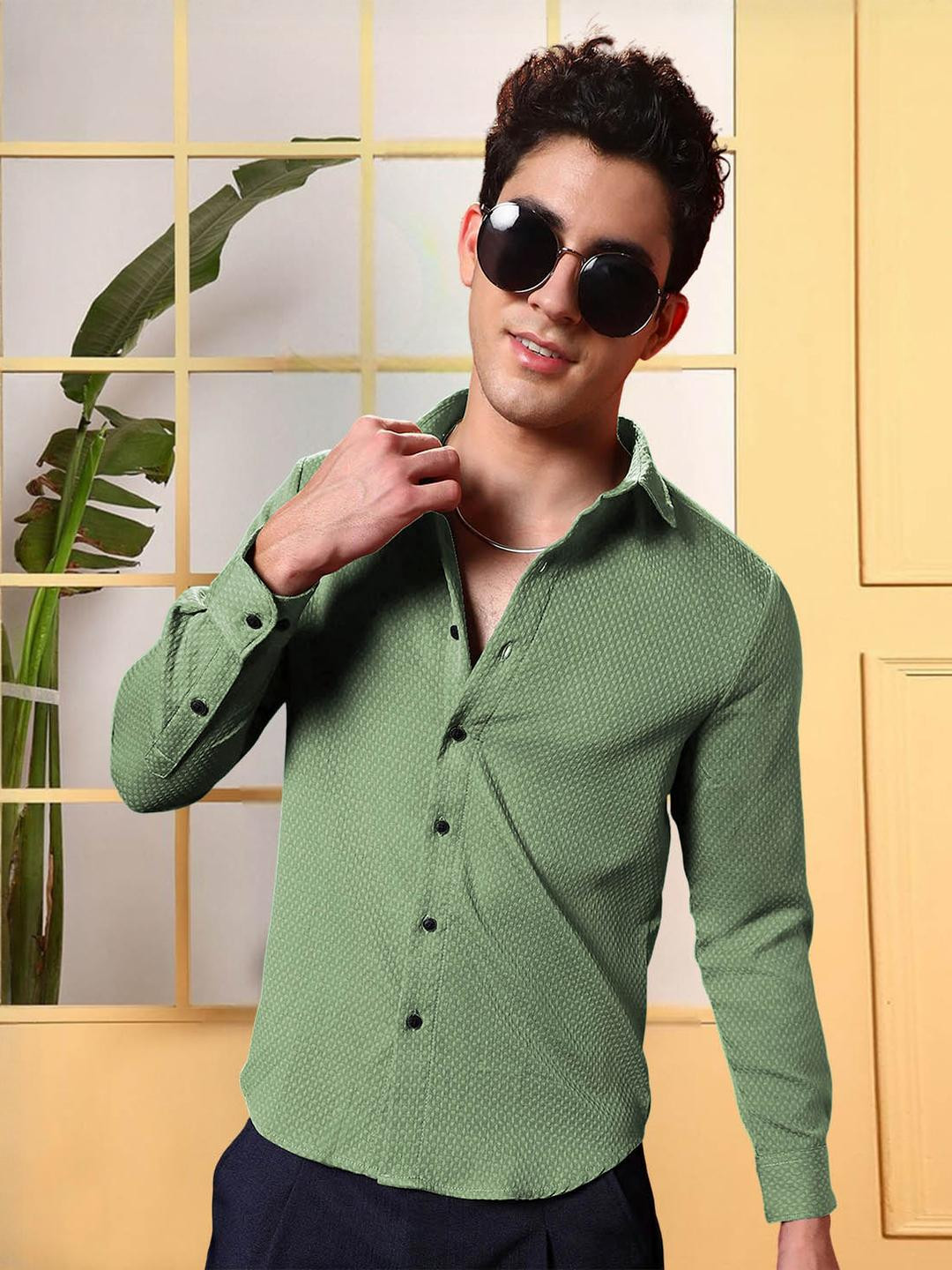 Moda Rapido Men Green Polyester Casual Shirts