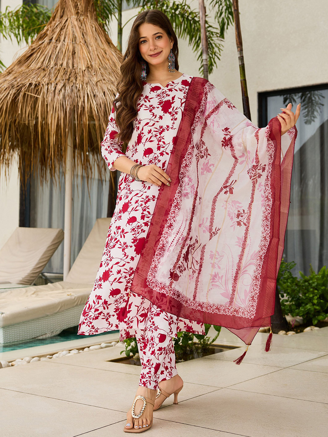 Brand Hill Floral Printed Noch Neck Straight Kurta With Trousers & Dupatta