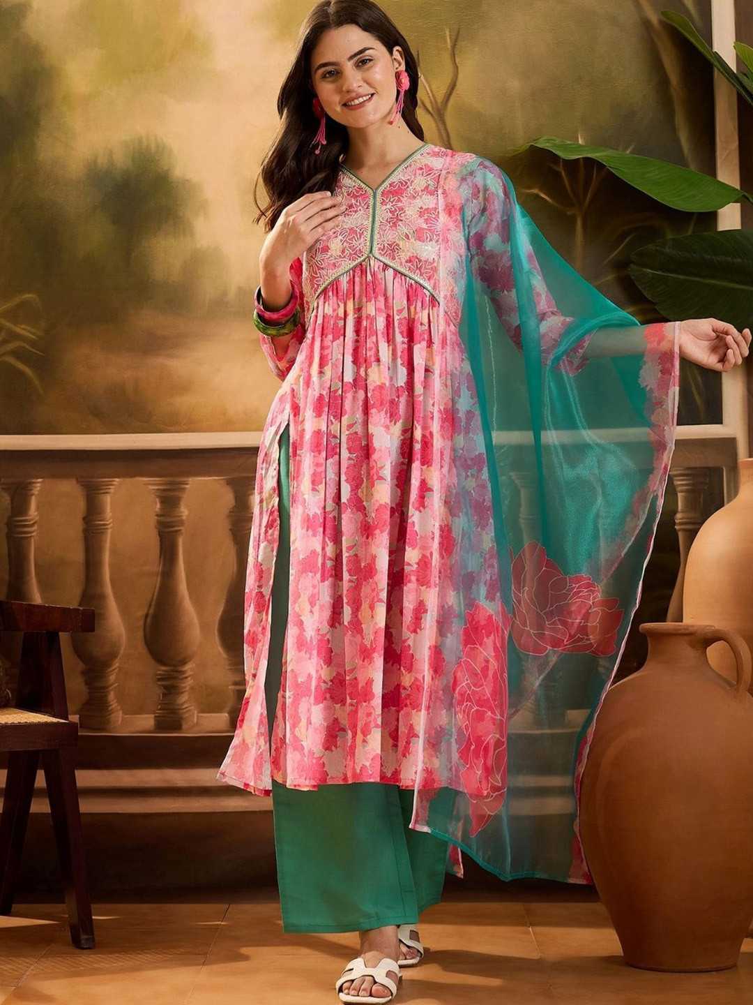 Youthnic Women Embroidered Alia Cut Kurta Pant with Dupatta