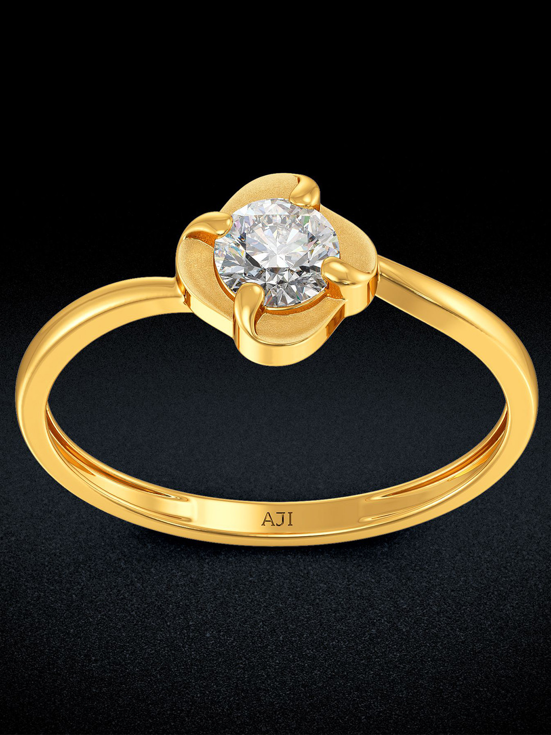 Joyalukkas Women 22KT Glisten Gold Ring-1.991 g