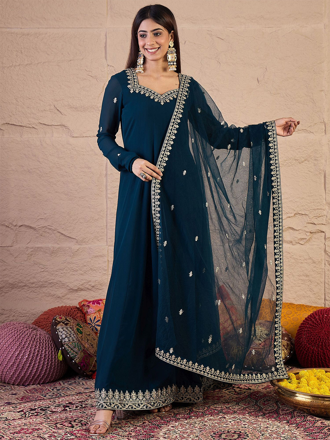 Inddus Women Ethnic Motifs Embroidered Sweetheart Neck Kurta with Dupatta