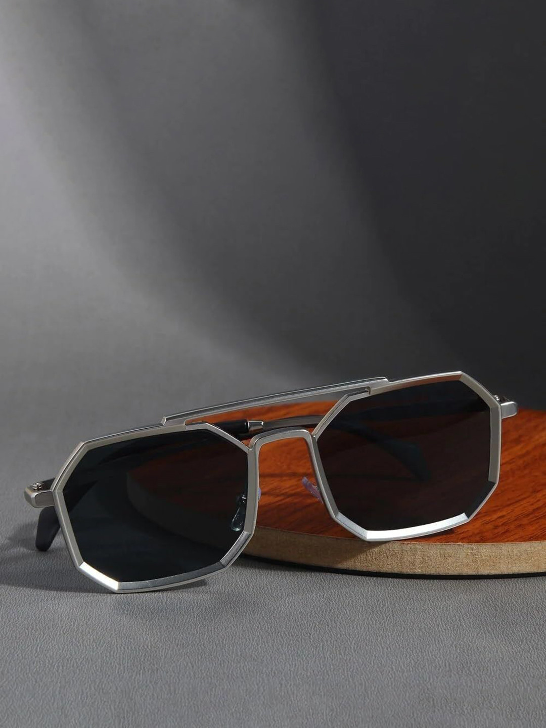 SPADEACES Men UV Protected Lens Square Sunglasses SILVER BLACK POLYGON VINTAGE -135