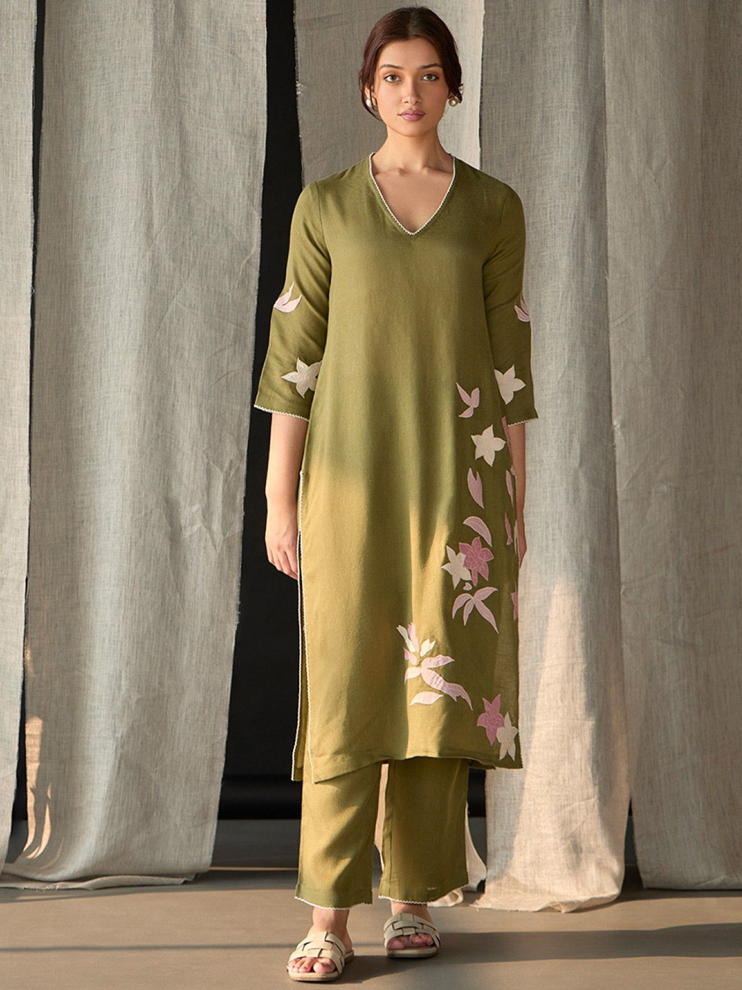 Bombay Bloom Embroidered V-Neck Linen Tunic With Trousers