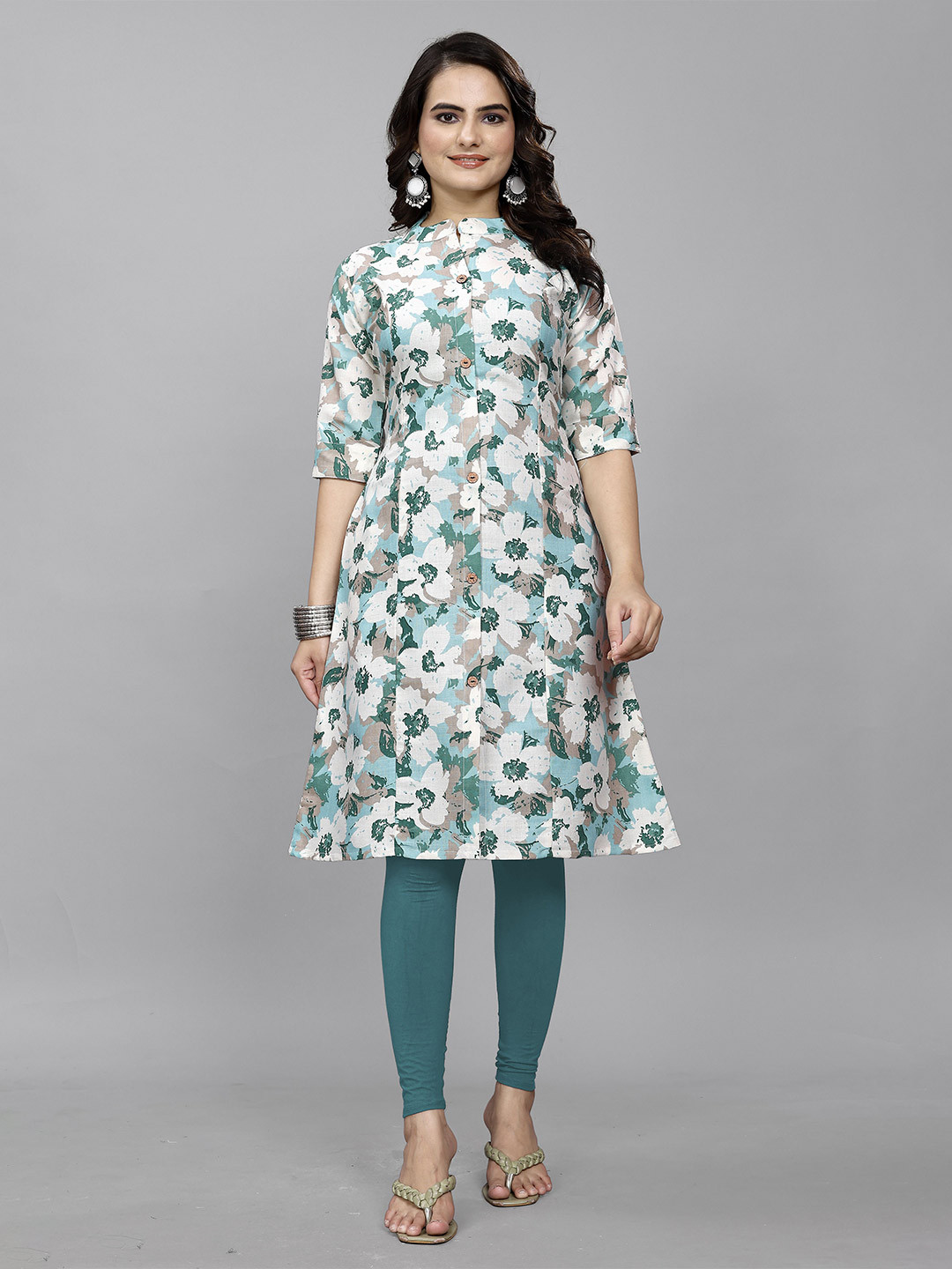 KANGOPI FASHION Mogri Women Floral Printed Thread Work Kurta