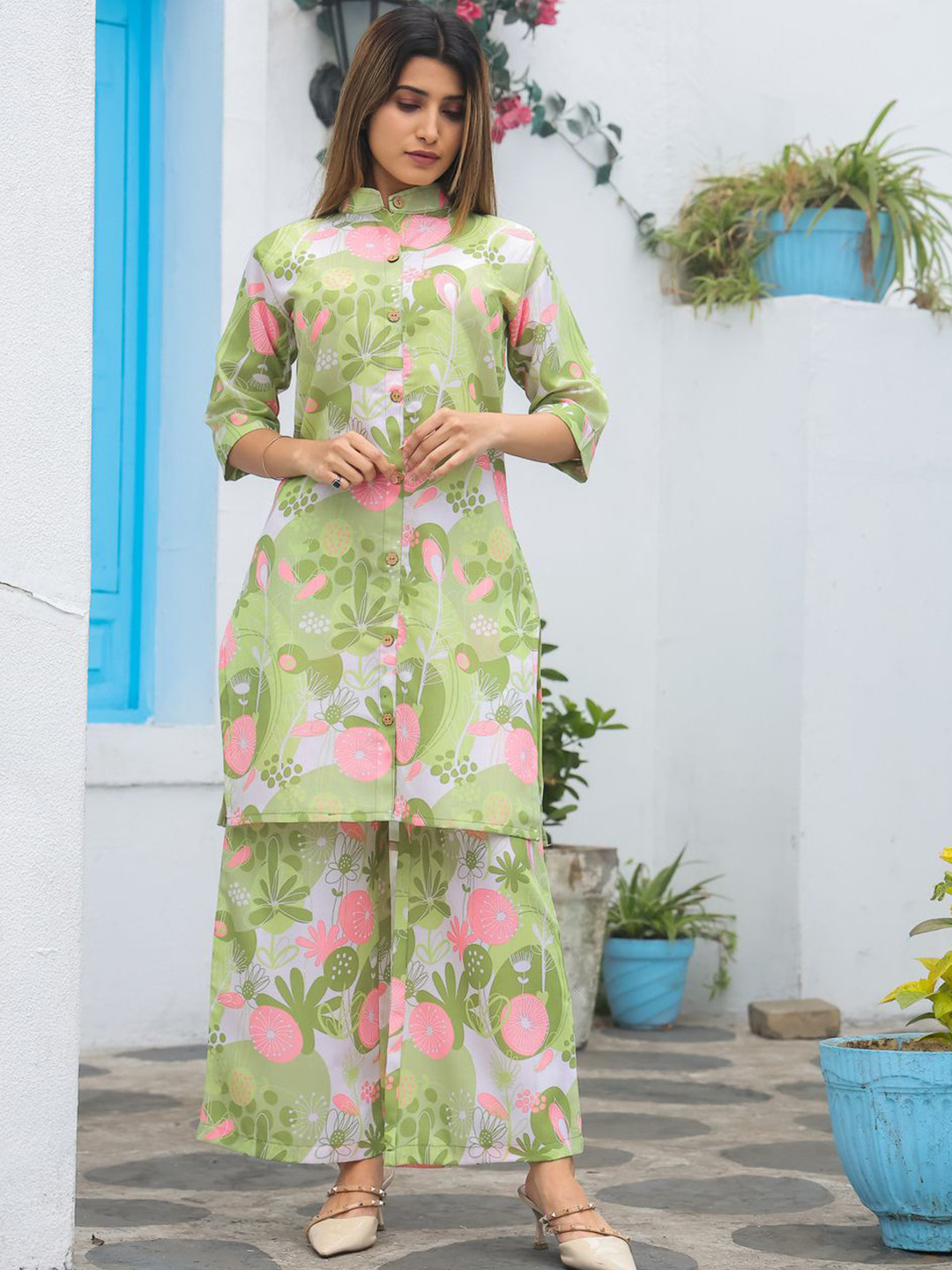 indian rani Floral Printed Mandarin Collar Kurti
