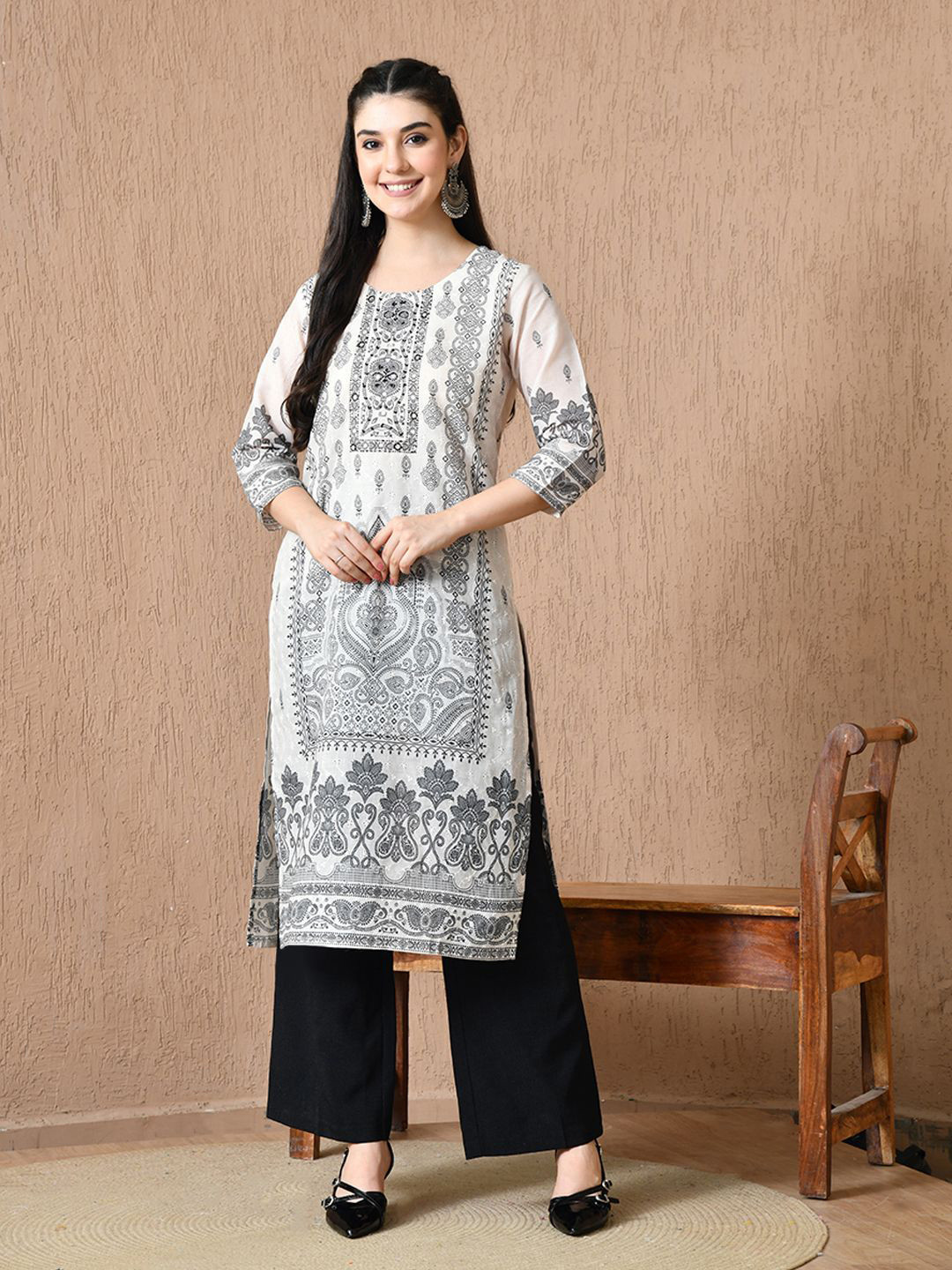 HARIKS Women Printed Round Neck Pure Cotton Straight Kurtas