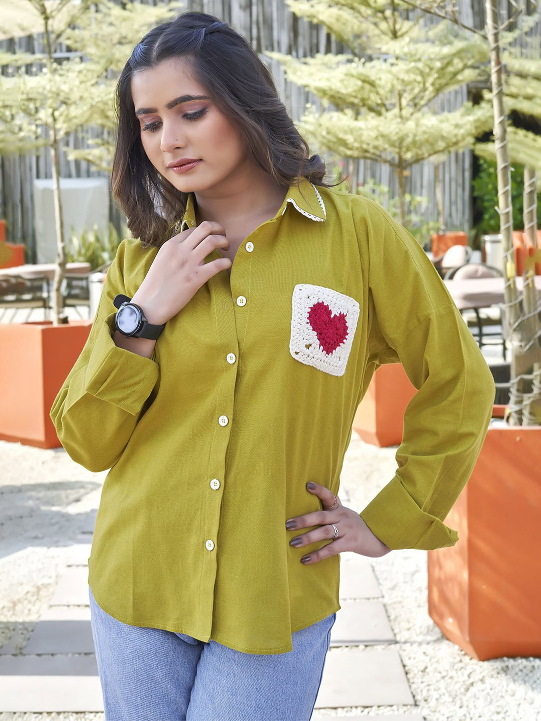 Curvy Lane Women New Fit Solid Spread Collar Cotton Casual Shirt