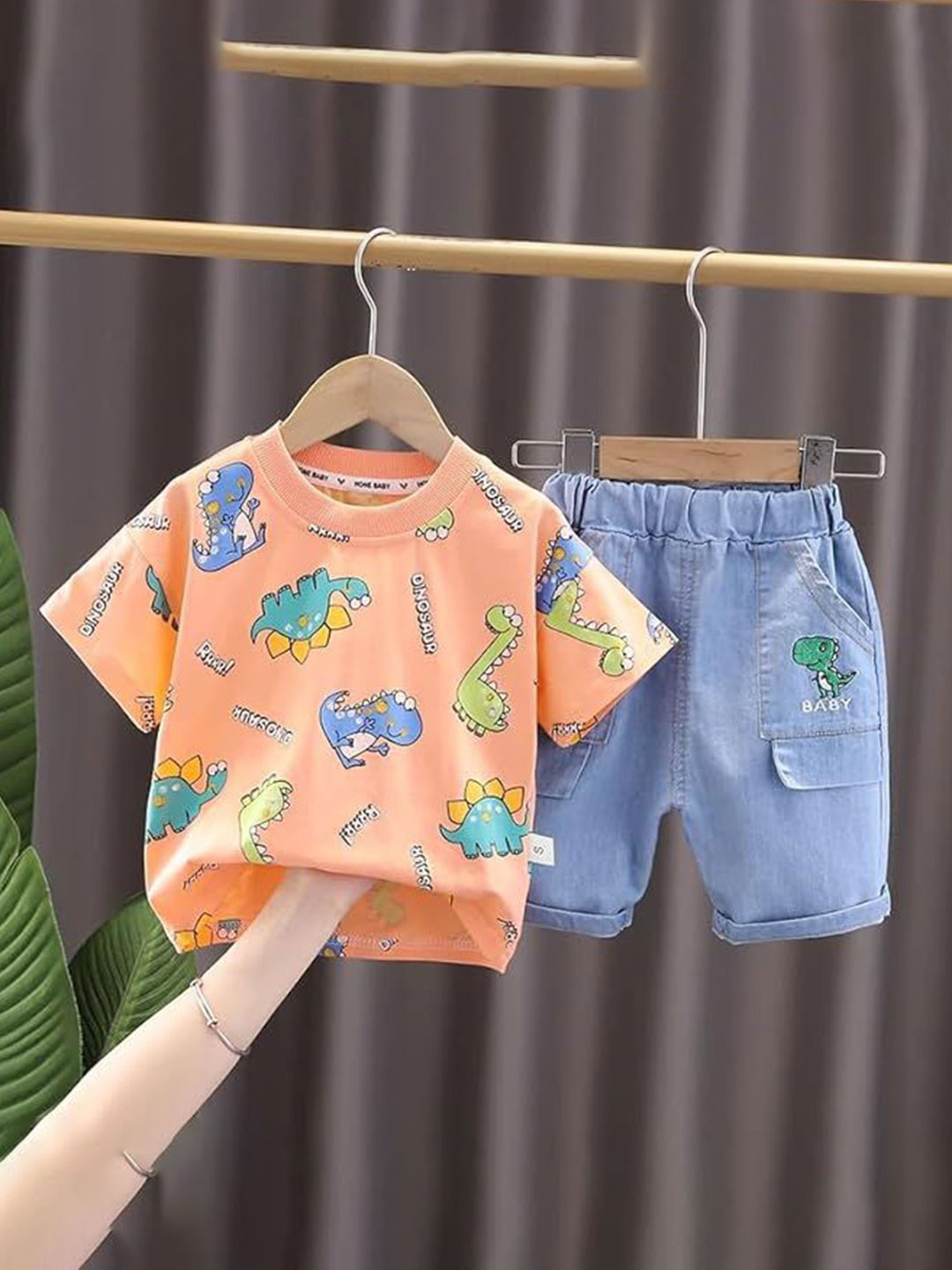 KIDNIP Unisex Kids Graphic Printed Pure Cotton T-shirt With Shorts