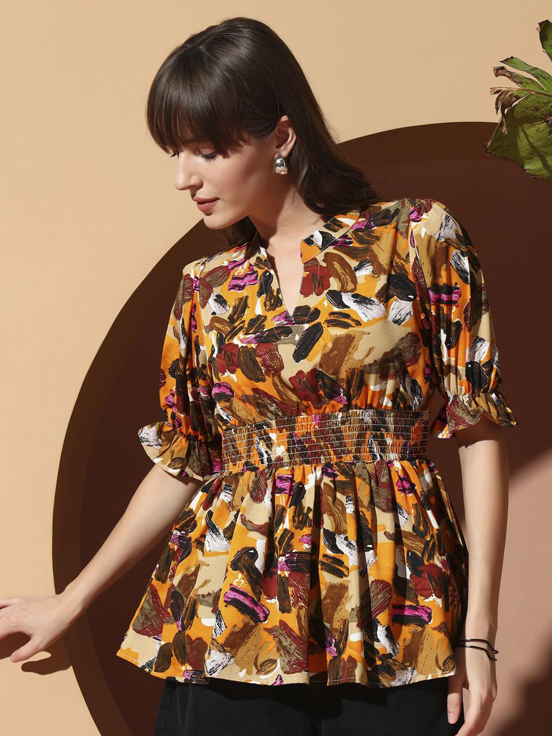 ZWERLON Women Abstract Printed Puff Sleeve Smocked Peplum Top