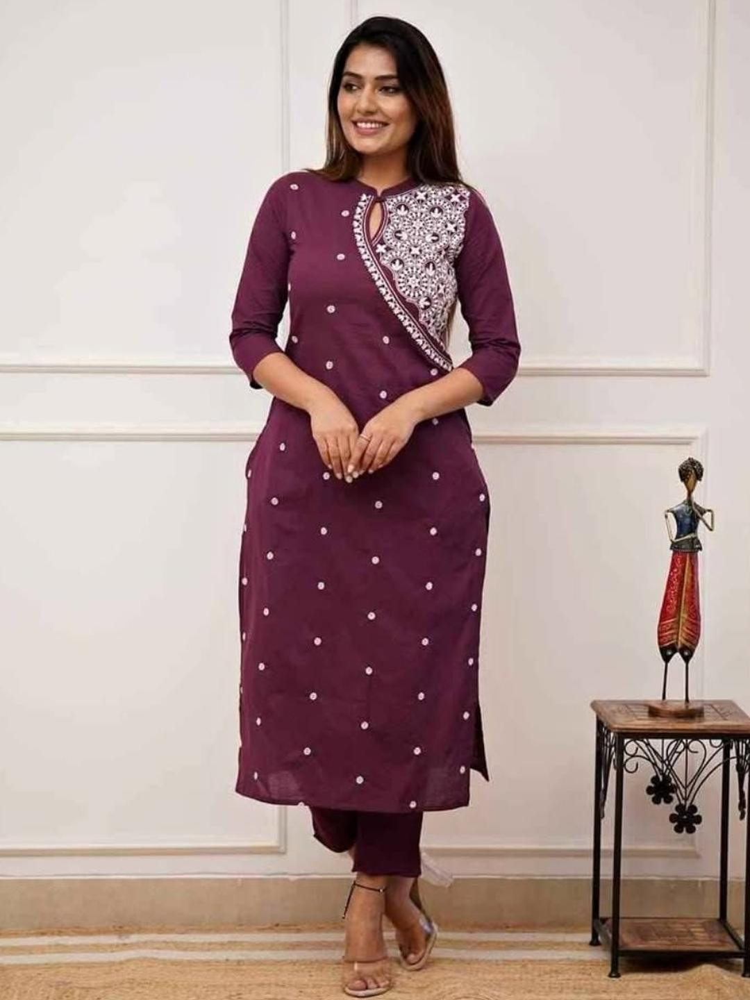 RA Creation Ethnic Motifs Embroidered Shawl Neck Thread Work Thread Work Kurti