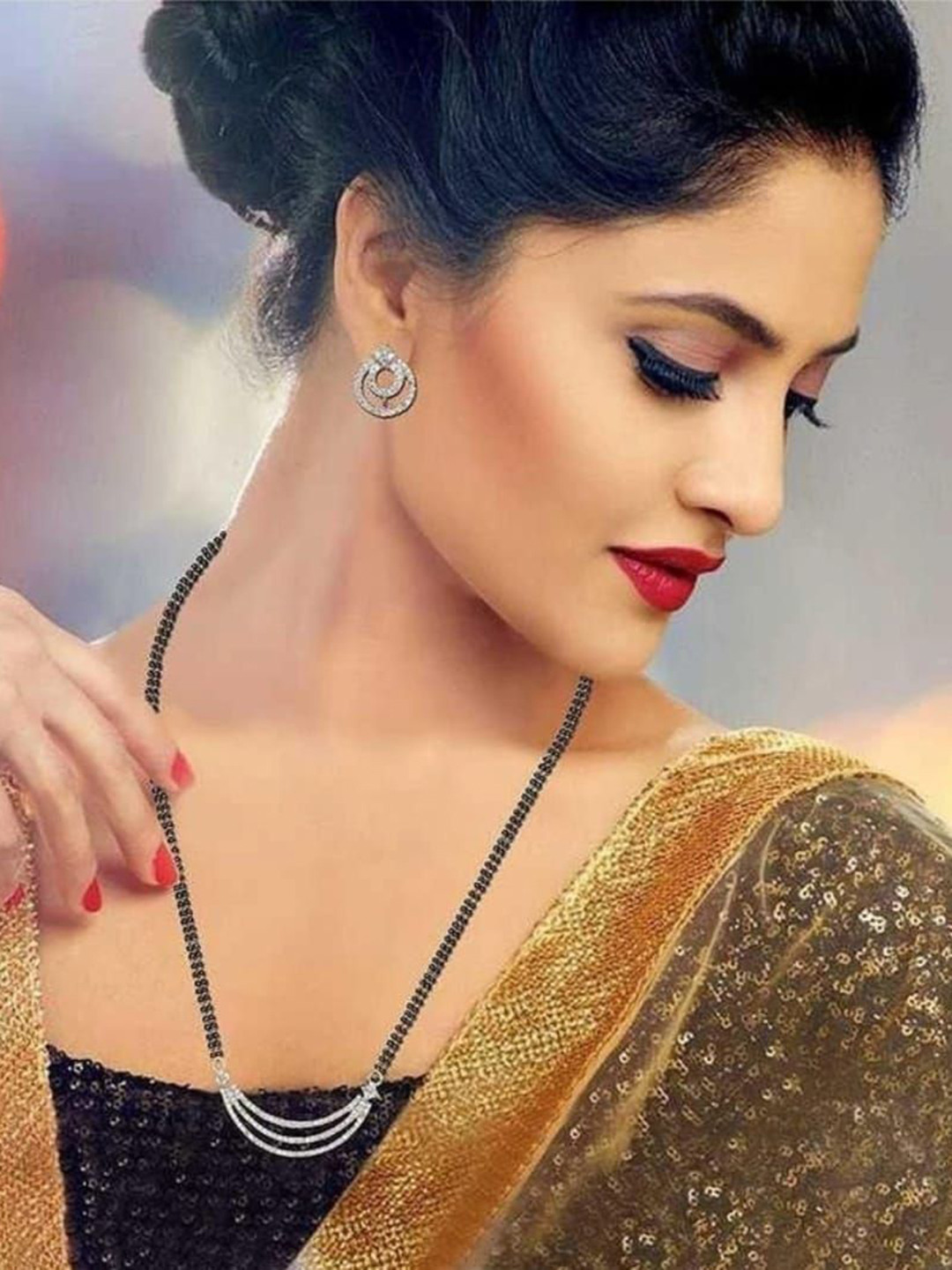 Uncurb Artificial Stones Studded And Beaded Mangalsutra With Earrings