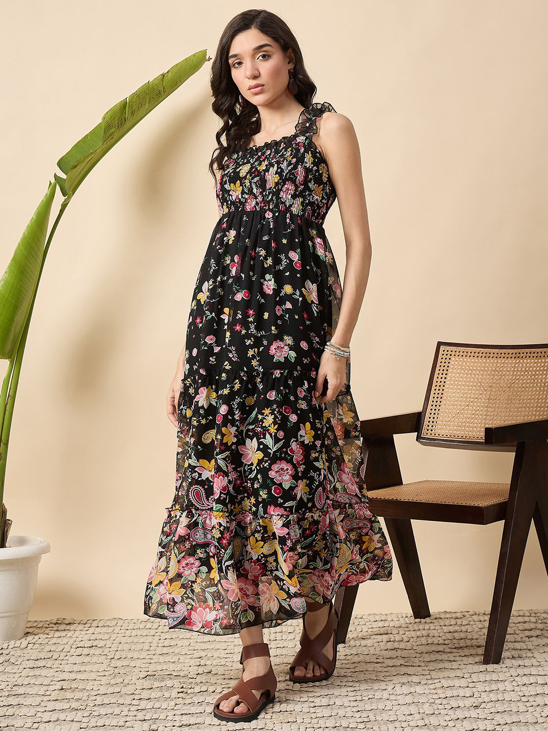 DRAPE AND DAZZLE Women Floral Printed Smocked Bodice Maxi Dress