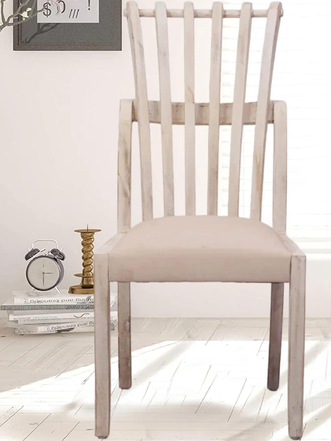 House Of Accents Classic Wooden Twin Spine Chair