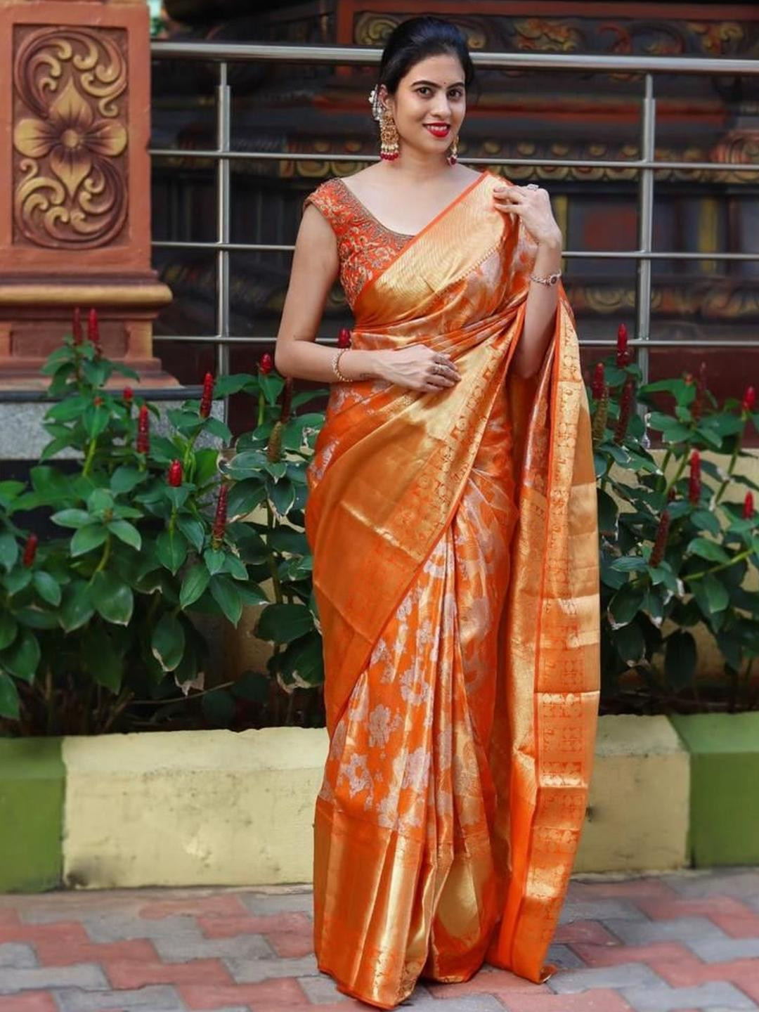 Parampara Ethnic Woven Design  Banarasi Saree With Nemesis Blouse Piece