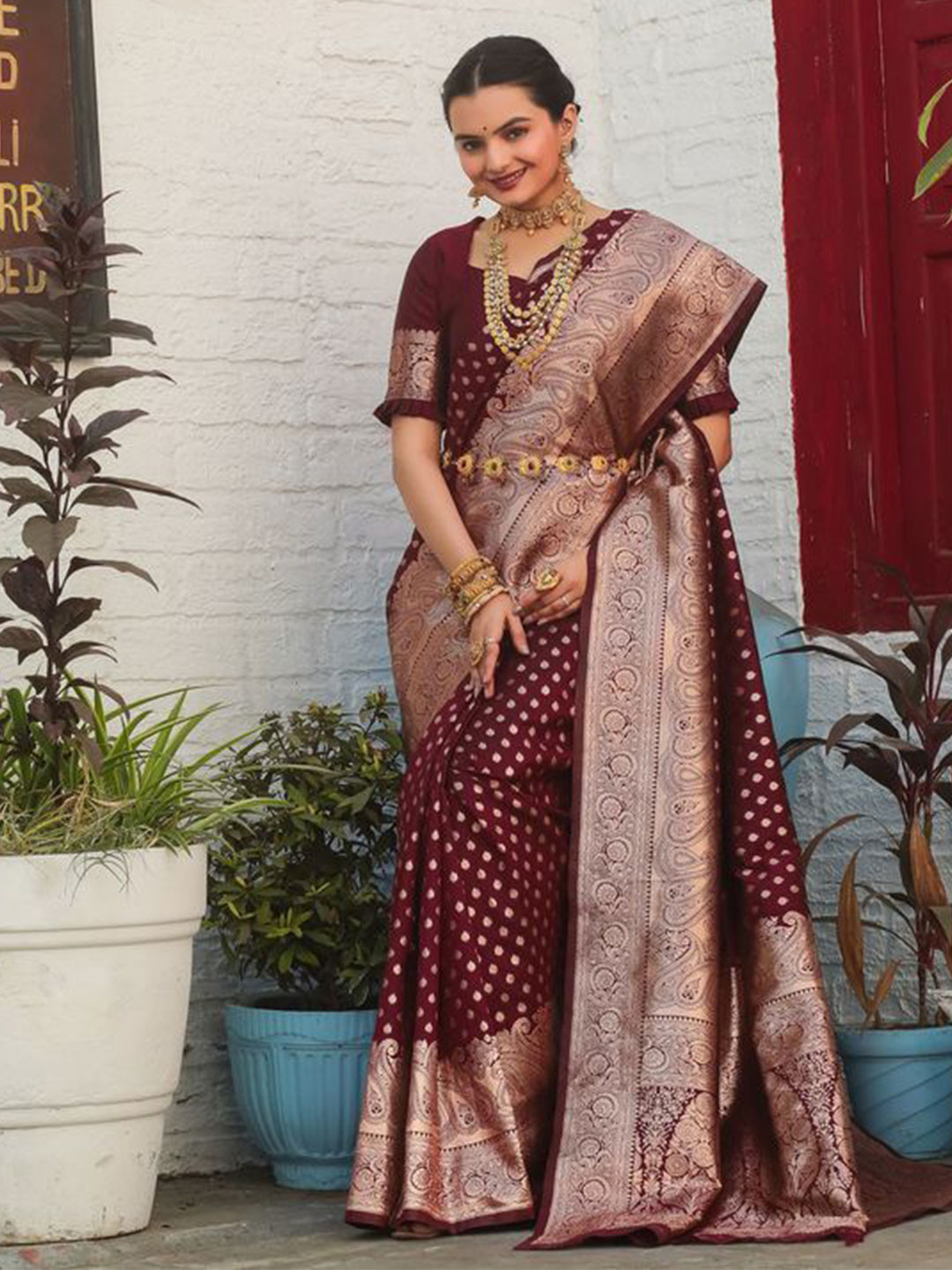 Sarify Creation Woven Design Zari Banarasi Saree