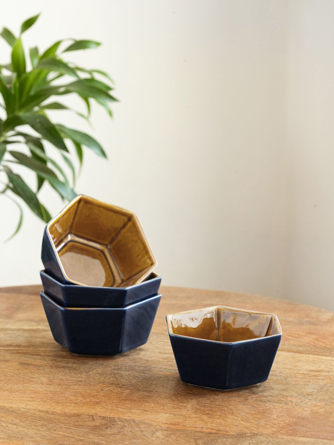 ExclusiveLane Mariana Blues Blue & Brown 4 Pieces Ceramic Serving Bowls