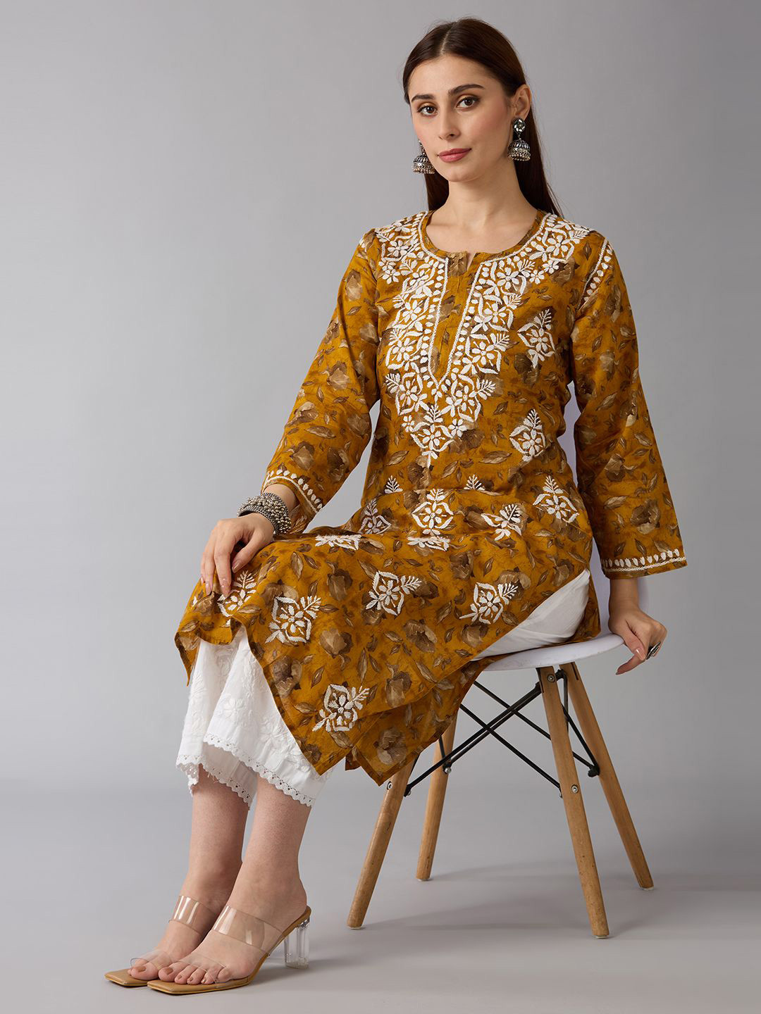 Indiankala4u Women Floral Printed Chikankari Embroidered Straight Kurta