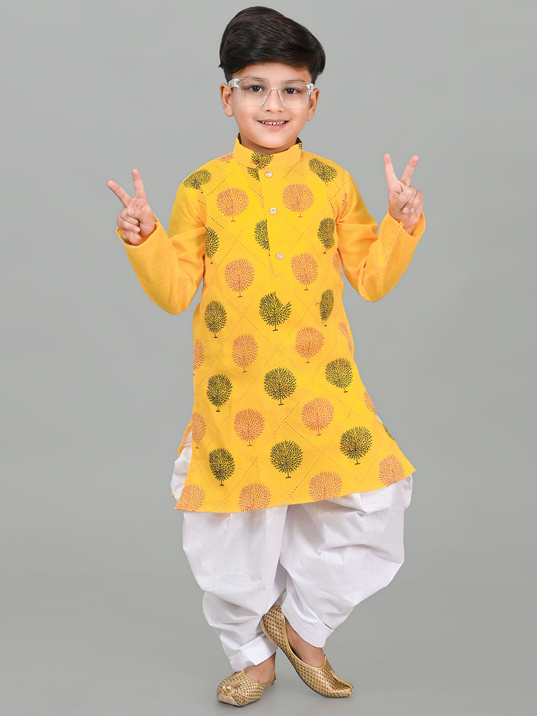 TAKE STYLE Boys Ethnic Motifs Printed Mandarin Collar Pure Cotton Kurta With Patiala