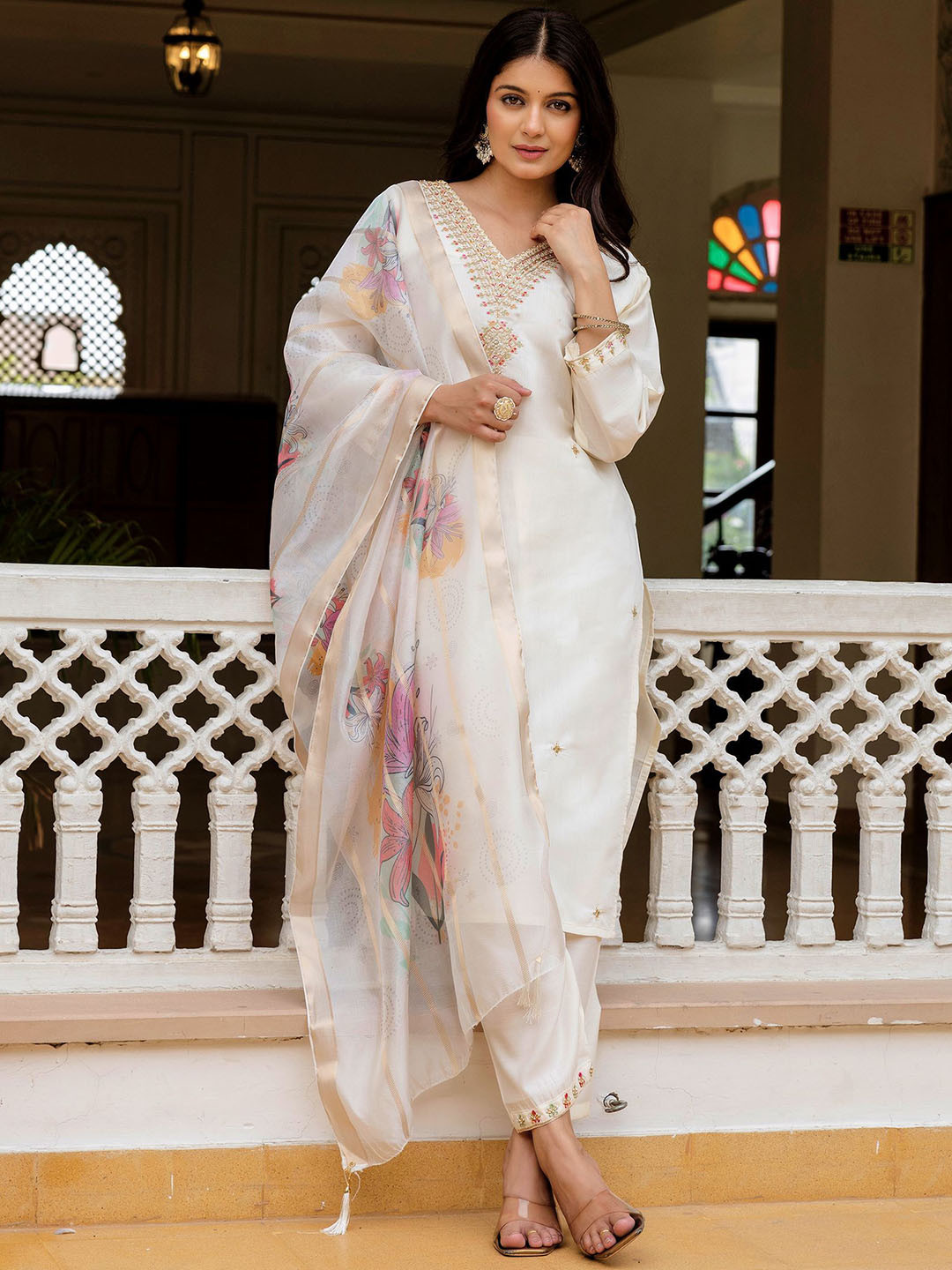 Brand Hill Women Floral Printed Kurta with Trousers & Dupatta