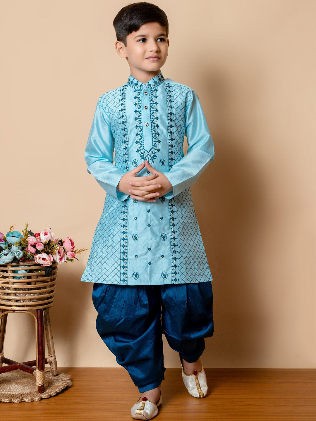 TAKE STYLE Boys Ethnic Motifs Embroidered Thread Work Dupion Silk Kurta with Patiala