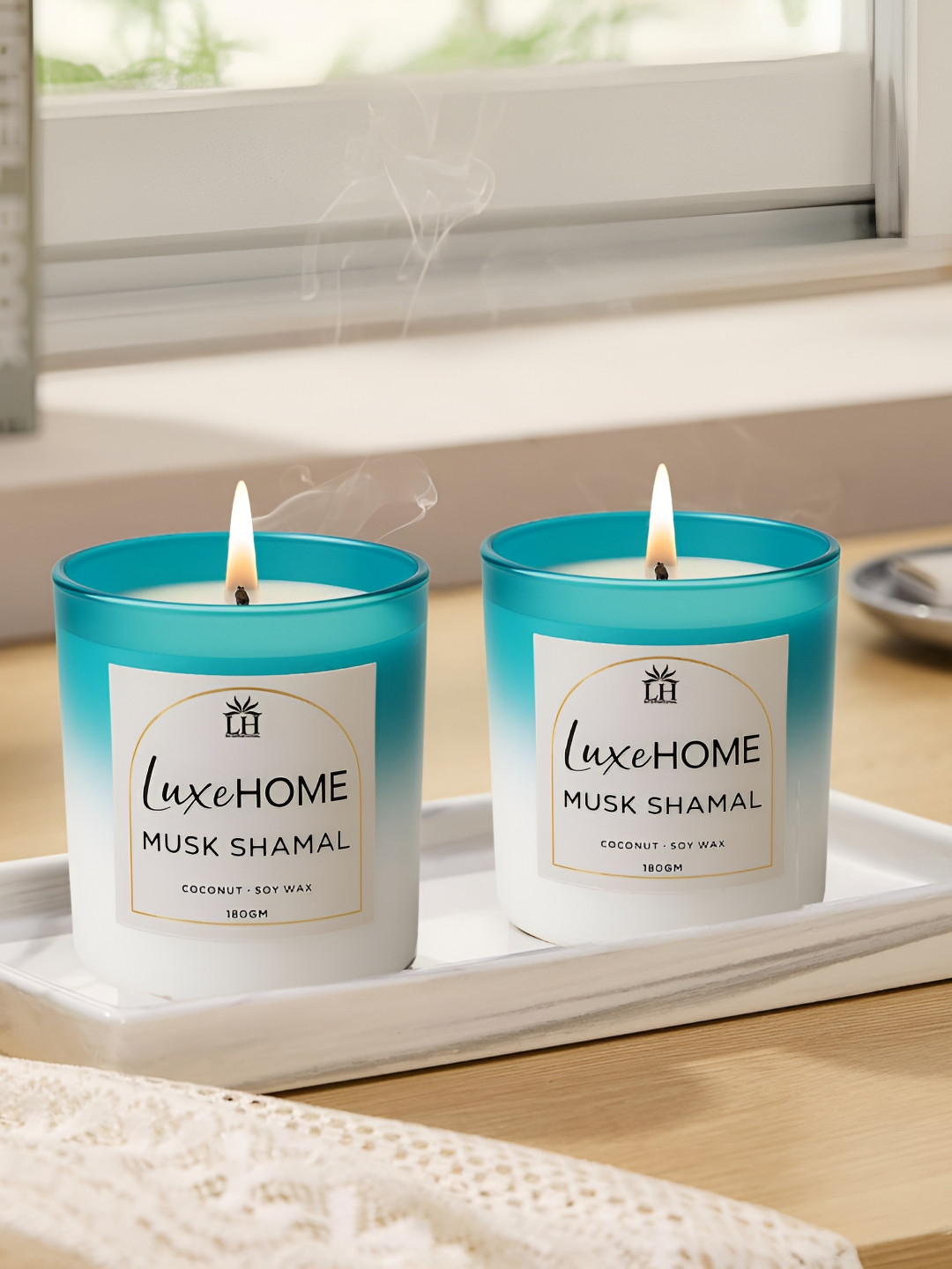 LUXEHOME INTERNATIONAL Musk Shamal Blue & White 2 Pieces Scented Jar Candles