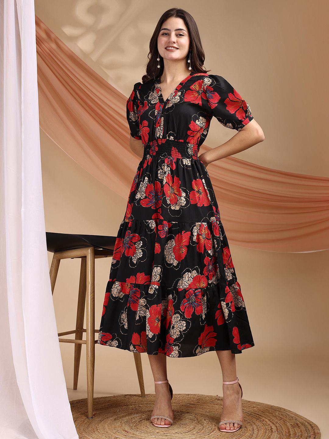 Pinly Women Square Neck Crepe Fit & Flare Dress