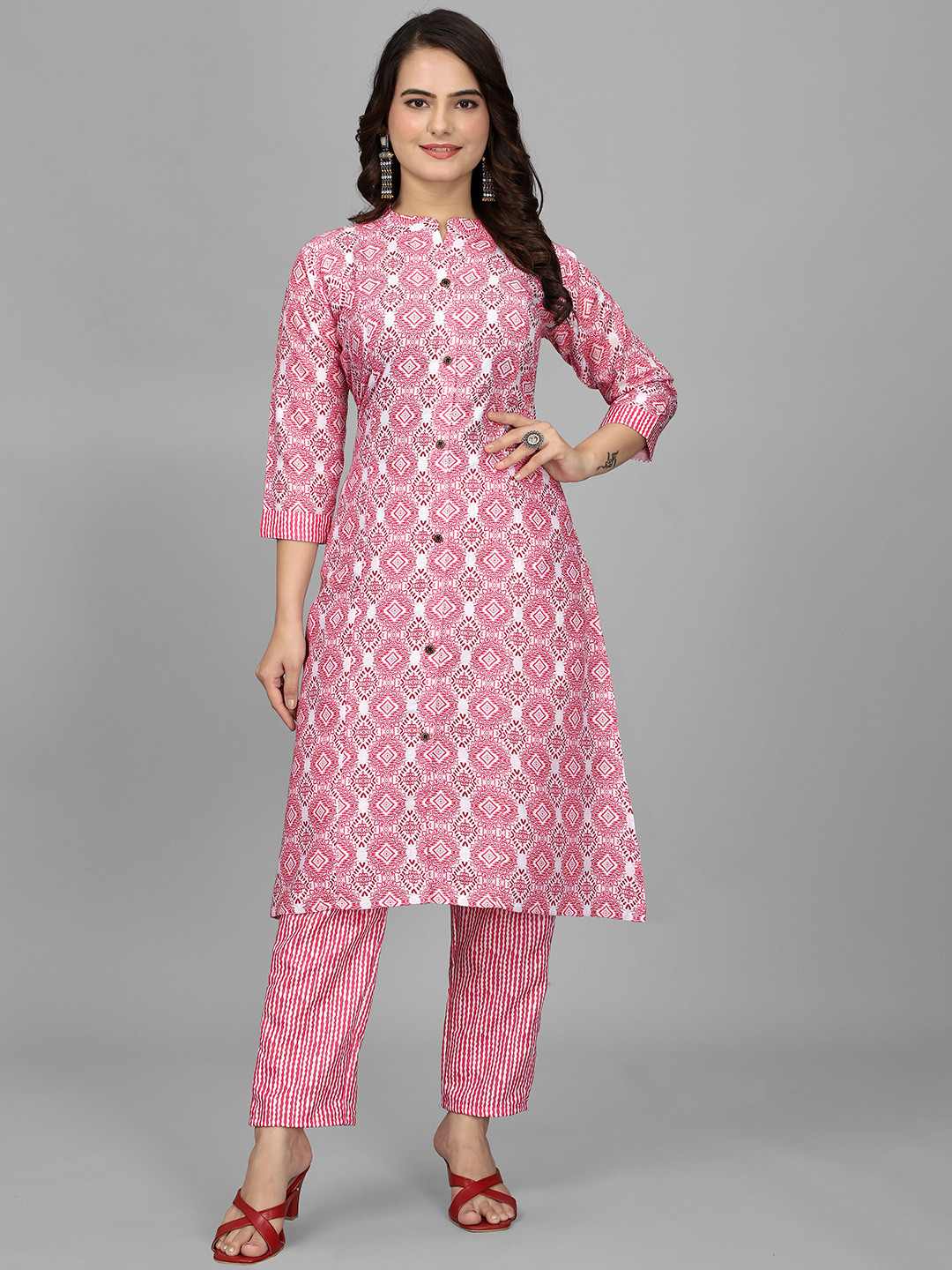 KANGOPI FASHION Women Geometric Printed A-Line Kurta with Trousers