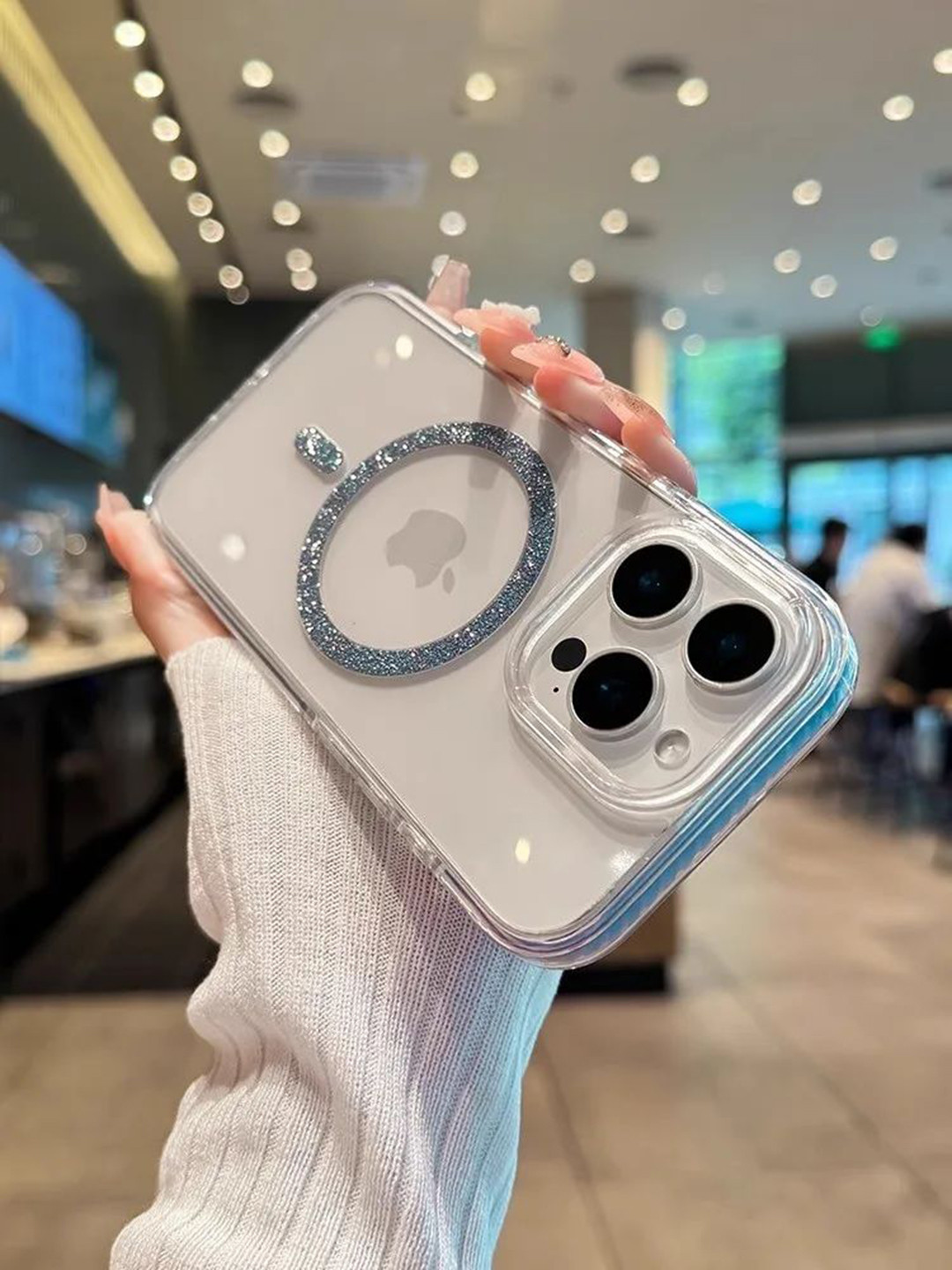 CASE CREATION Women iPhone 16 Real 3D Minimalist Magnetic Back Case