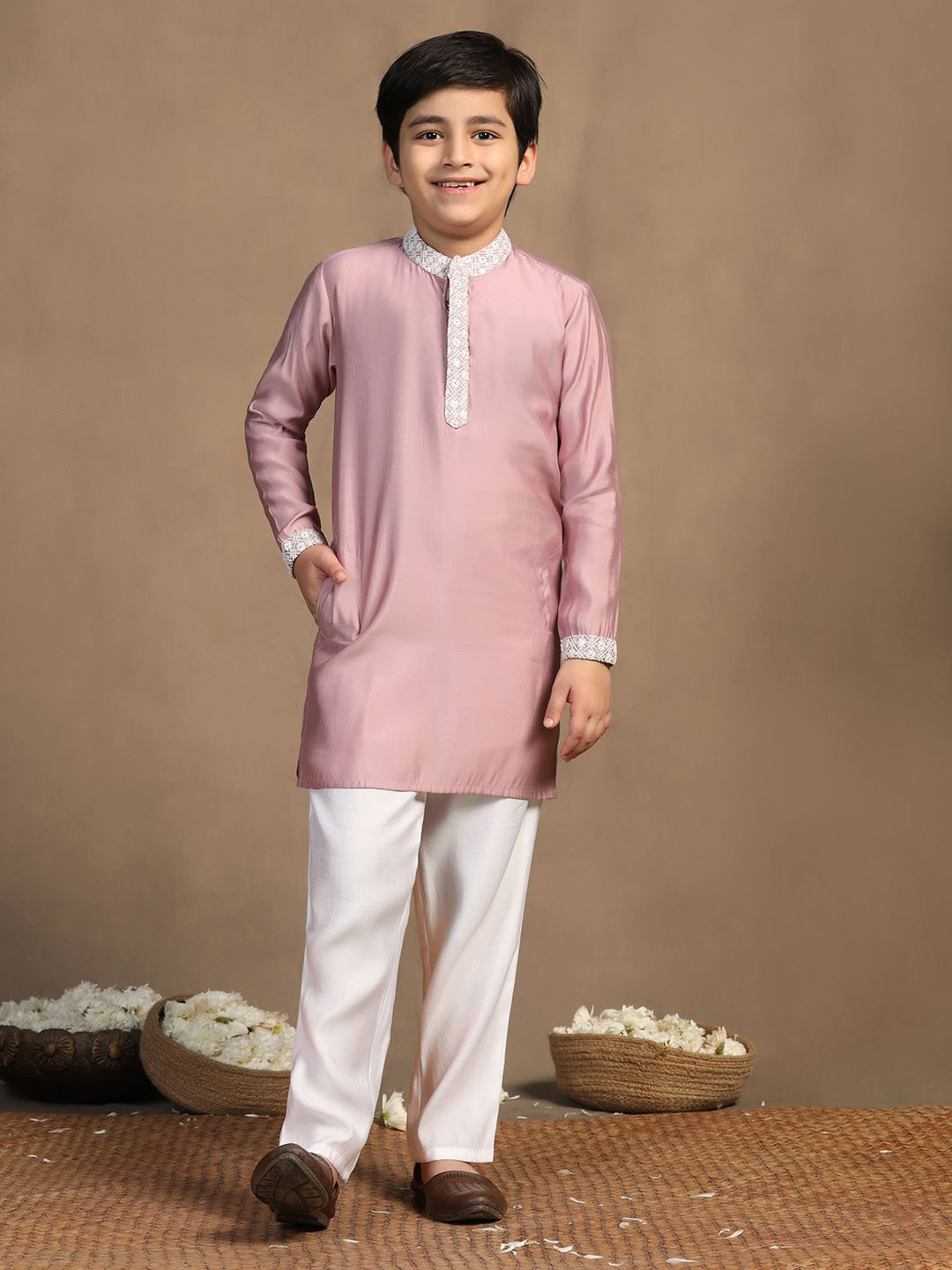 FASHION DREAM Boys Mandarin Collar Neck Kurta With Pyjamas