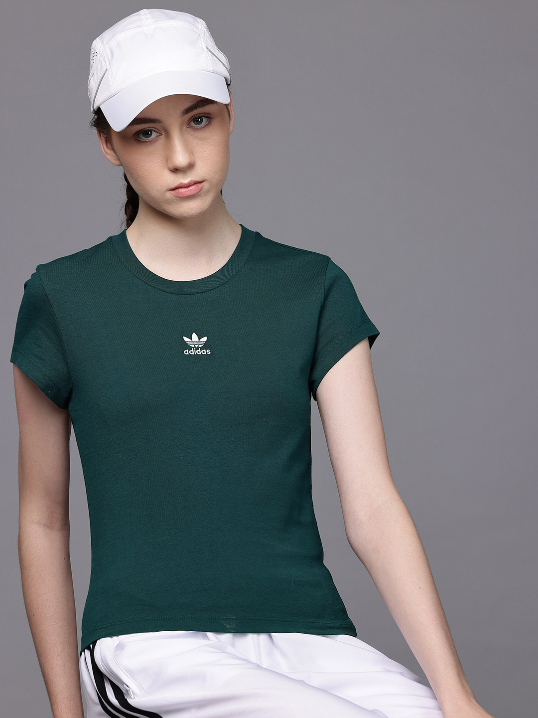 ADIDAS Originals Essentials Slim T-shirt
