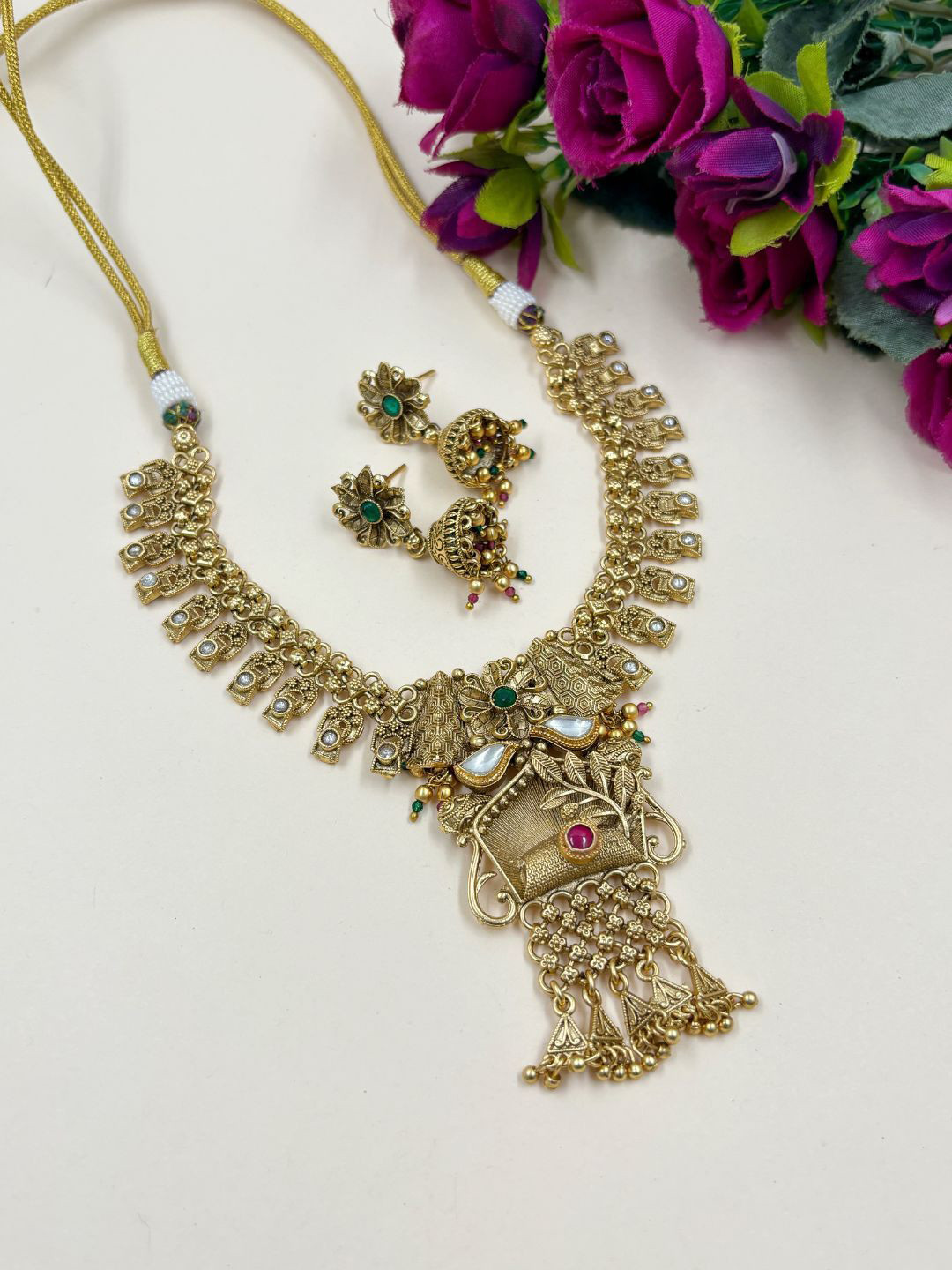 Gehna By Beadazzled Gold-Plated Stones Studded & Ghunghru Beaded Antique Jewellery Set