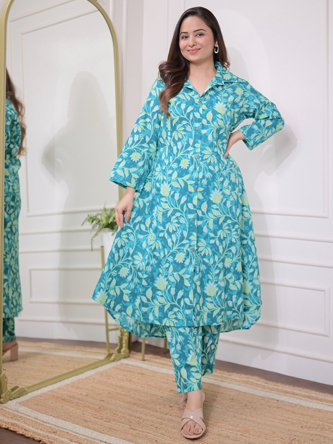 ESPARZA Women Floral Printed A-Line Kurta with Palazzos